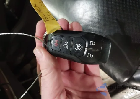 2017 Lincoln Mkx Reserve z USA, uszkodzony, nr VIN 2LMPJ8LR9HBL33246